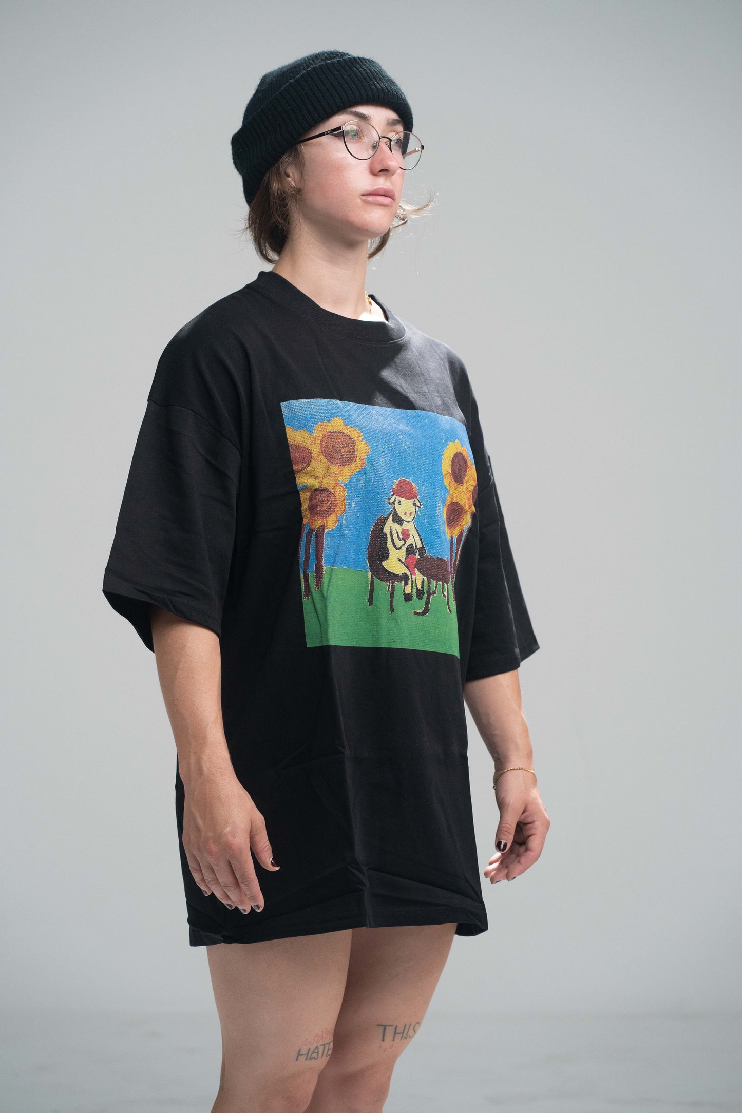 Tea time Beef Premium Oversized Tee